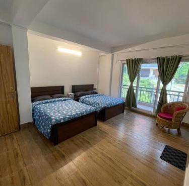 Aryatara homestay