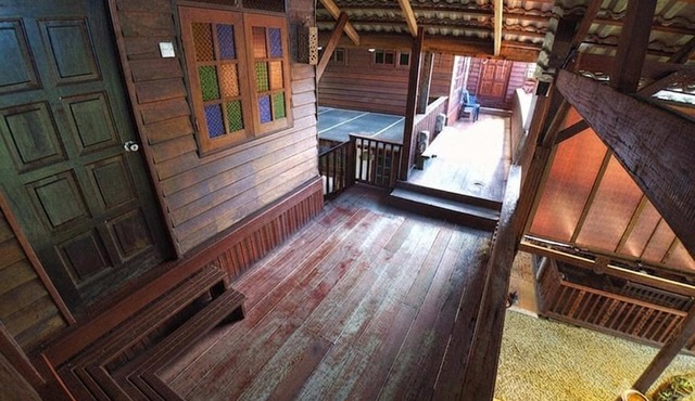Astoria 2 , Zaki's Residence