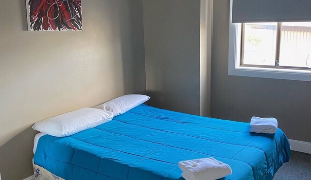 Australian Hotel Young