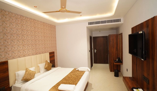 Avdhesh Palace