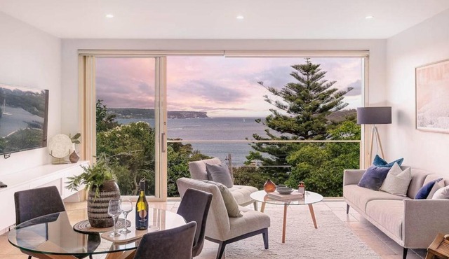 Balmoral Bliss - Expansive Views of Sydney Heads!