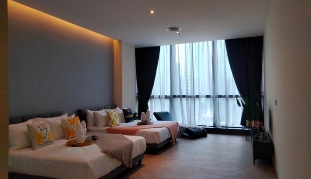 Bangsar Trade Center Studio 4pax I HomeBrickz