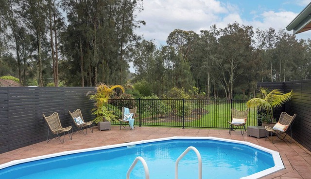 Banyula in Bawley Point with Pool