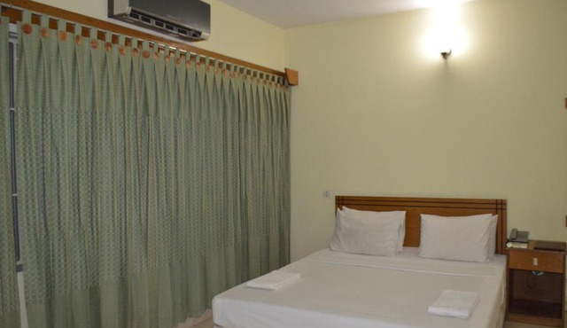 Bashati Bay Resort