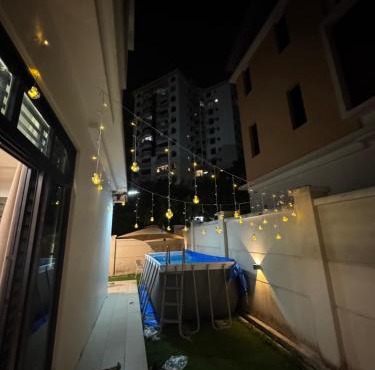 Batu Ferringhi Home Near Beach in Penang with private pool
