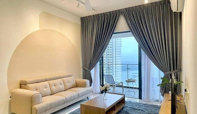 Bay Point, Wave Staycation by HomestayJB