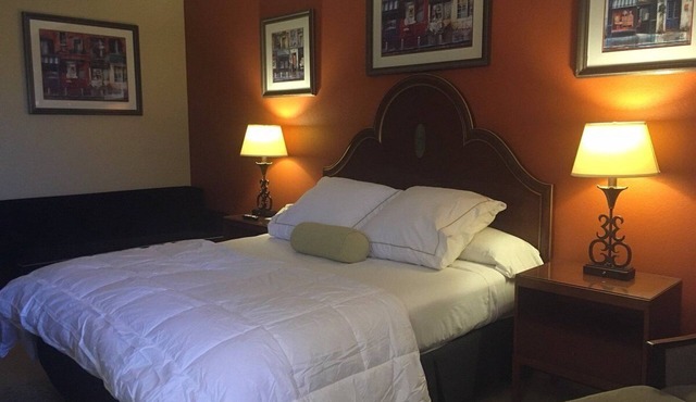Bayshore Inn in Laughlin