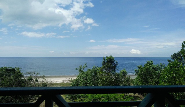 Bayu Beach Apartment PD