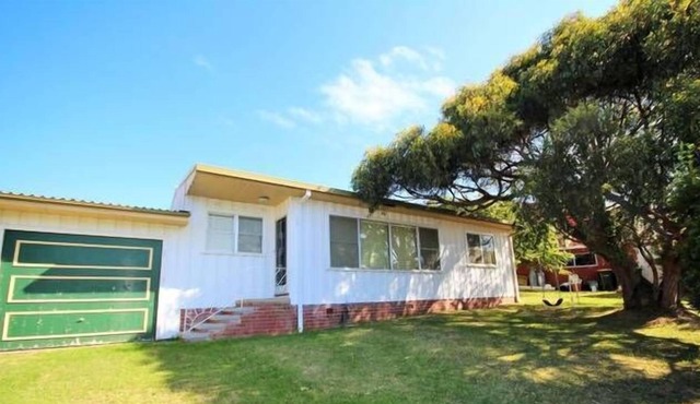 Beach Break Cottage - Budget Accommodation With Views