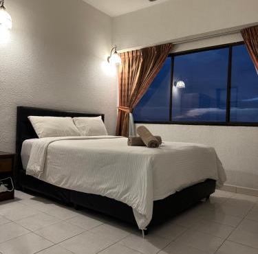 Beach Resort Home Stay SRI SAYANG APARTMENT BATU FERRINGHI 2BEDROOM