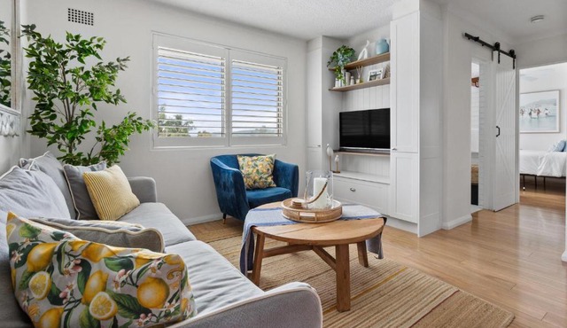 Beautiful 2 Bed Apt Walk 5mins Beach 3mins Village
