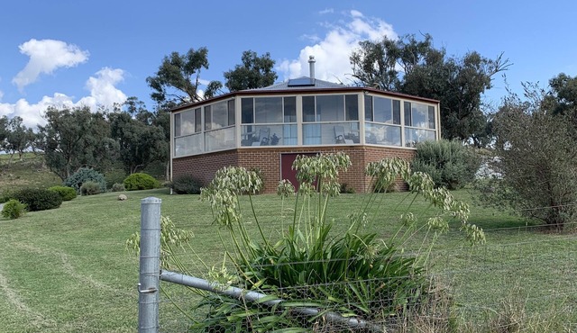 Beautiful Home with Spectacular Views - Sunnyside Homestead - Crooked Corner