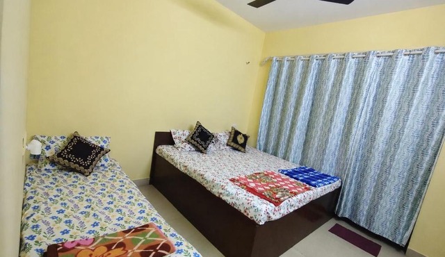 Bed And Breakfast At Pushpanjali Phase 2 ,Ovale ,Ghodbunder Road Thane West in Thane