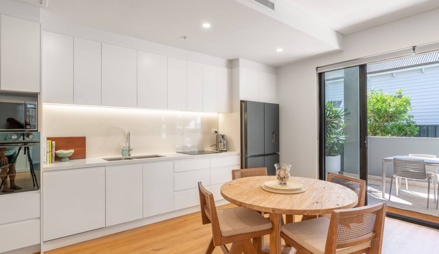 Belle 141 - Modern, newly styled apartment in Gerringong town centre