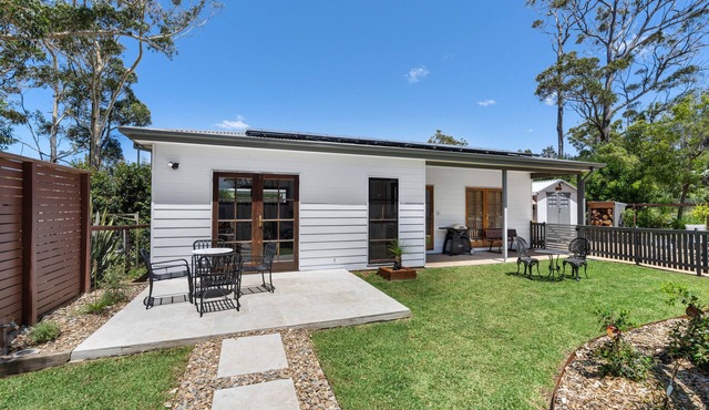 Bendy Beach Bungalow