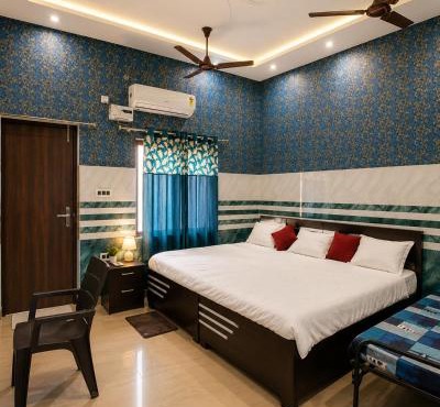 Bholenath Guest House 500 Mitter From Shree Ram Manidr
