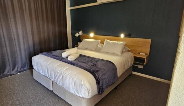 Billabong Motel