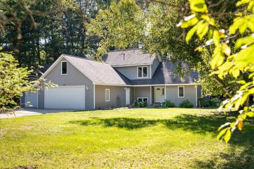 Bissell Creek Woodside Cottage in Williamsburg