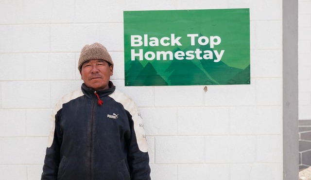 Black Top Border Homestay