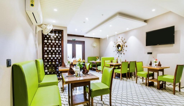 Bluestone Nehru Place by The Cosy Hotels