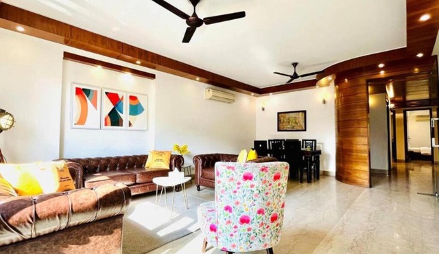 BluO 3BHK M Block Market -Lift, Balcony, Parking