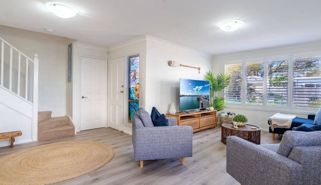 Book 4 nights, Pay for 3 - School Holidays - Message to receive offer! in Shellharbour
