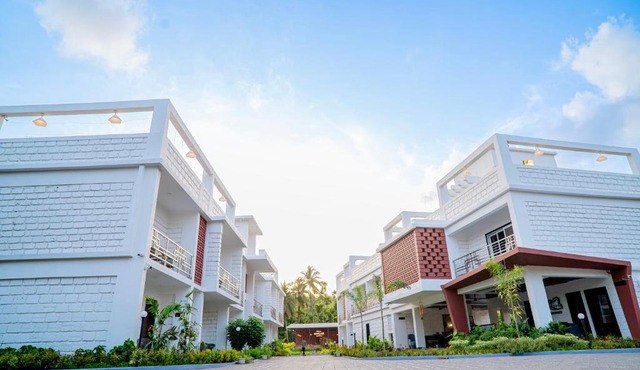 Breeze Inn Beach Resort