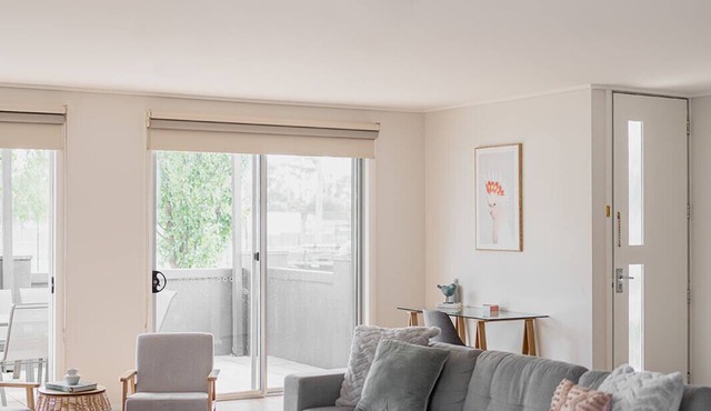 Bright & spacious 3 br townhouse prime CBD location in Traralgon