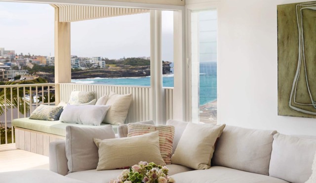 Bronte Beach House with Views