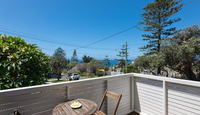 Bronte Boho Chic near Ocean with Parking in Bronte
