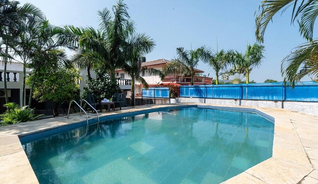 Bubble Nest 2bhk by Palette | Jacuzzi | Lonavala