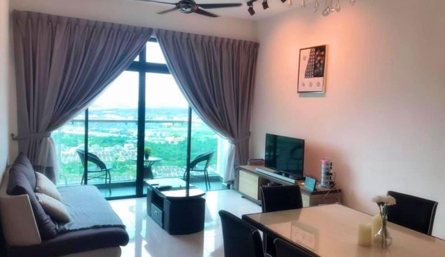 Bukit Indah City View by WP Homestay