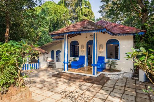 Casa Ferrazi by The Blue Kite Luxury 5BHK Portuguese-Style Villa in Assagao with Private Pool, Kitchen, Power Backup, WiFi & Caretaker