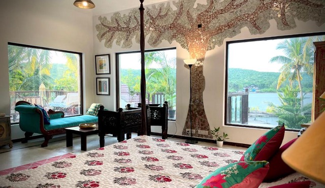 Casa Riverside Uber Luxury Villa with a Pool
