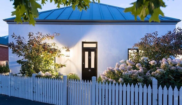Charming Battery Point Cottage in Battery Point