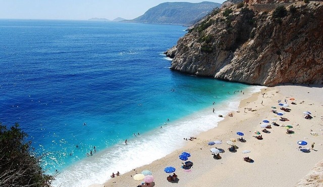 Charming Stone 2 Bed Apt w/Shared Pools, Tennis Courts, Sea Bathing Platforms in Olympos