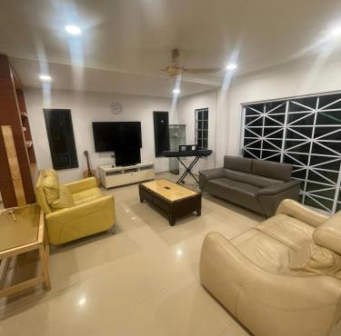 Cherith Homestay 8-12 Pax,4R 4BR,Fully Aircond