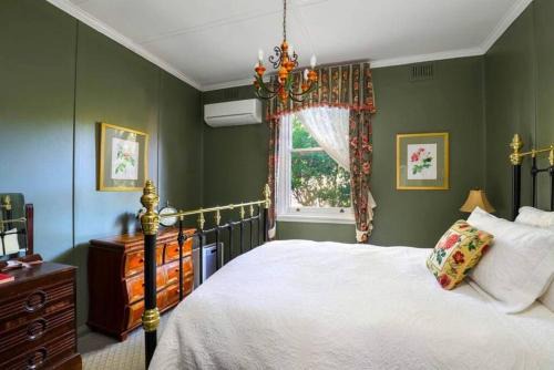 Cherry Tree Cottage in Leura