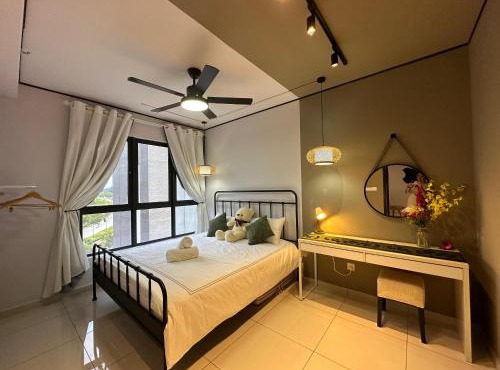 Chill Homestay with Mini Cafeteria at Gamuda Garden