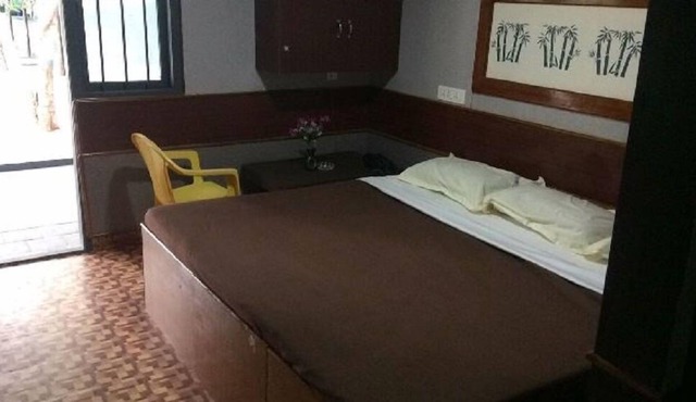 Chill Out Resorts in Perundurai
