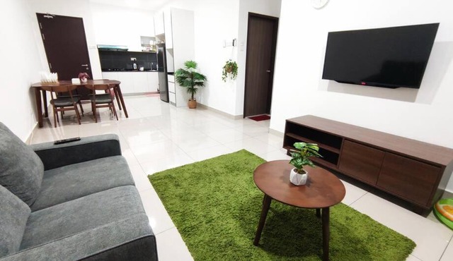 Cikgukay Desaru Homestay Apartment With Pool View WiFi & Netflix