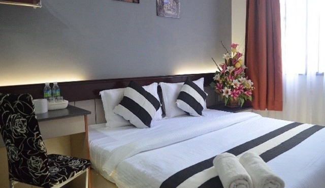City Top Hotel