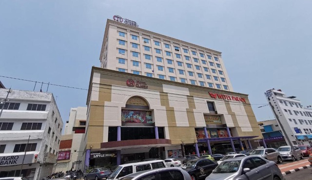 Classic Hotel in Muar