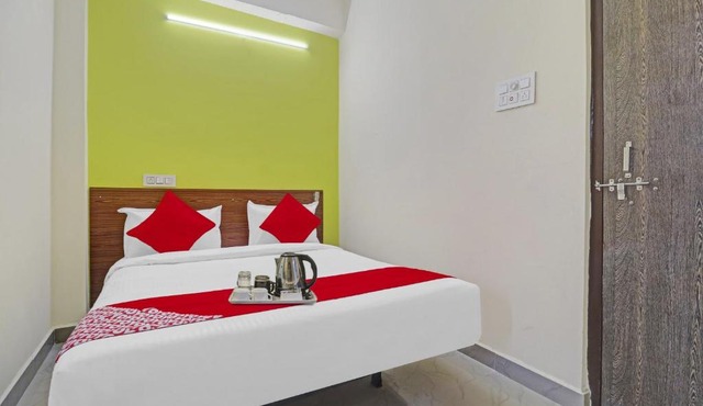 Collection O Elite Stay Near Habsiguda Metro Station