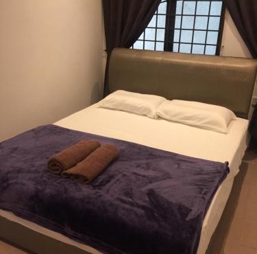 COMFORTABLE STAY