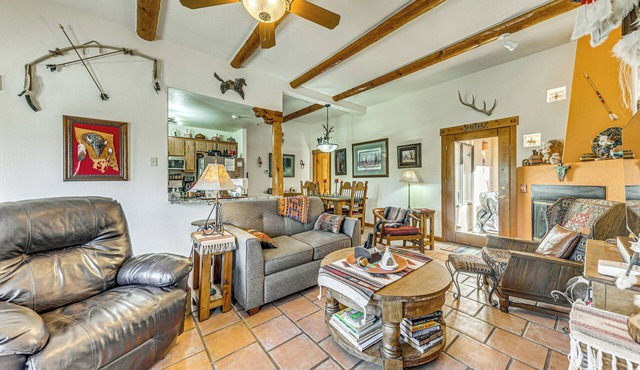 Comfy 'Aspen Ridge' Home ~ 3 Mi to Ski Lifts in Cloudcroft