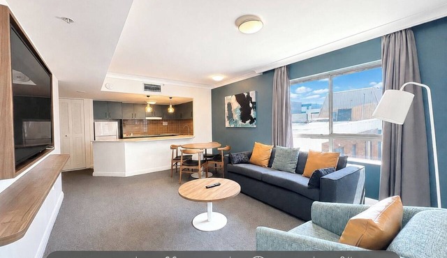 Convenient One-bedroom next to Chatswood station