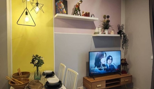 Cosy 1 bedroom apartment beside 163 mall