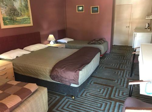 Cottonwood Lodge