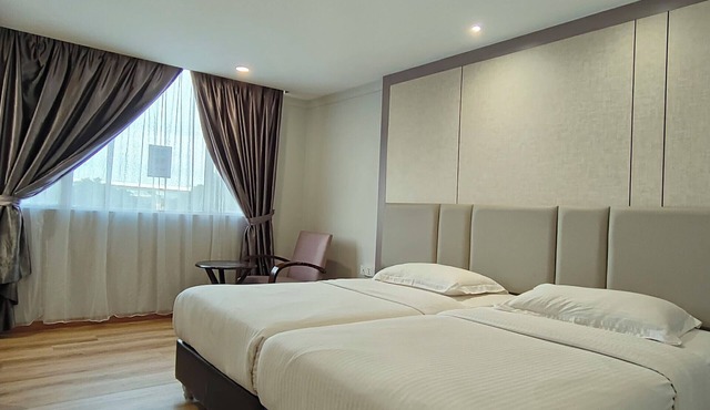 Country Hotel